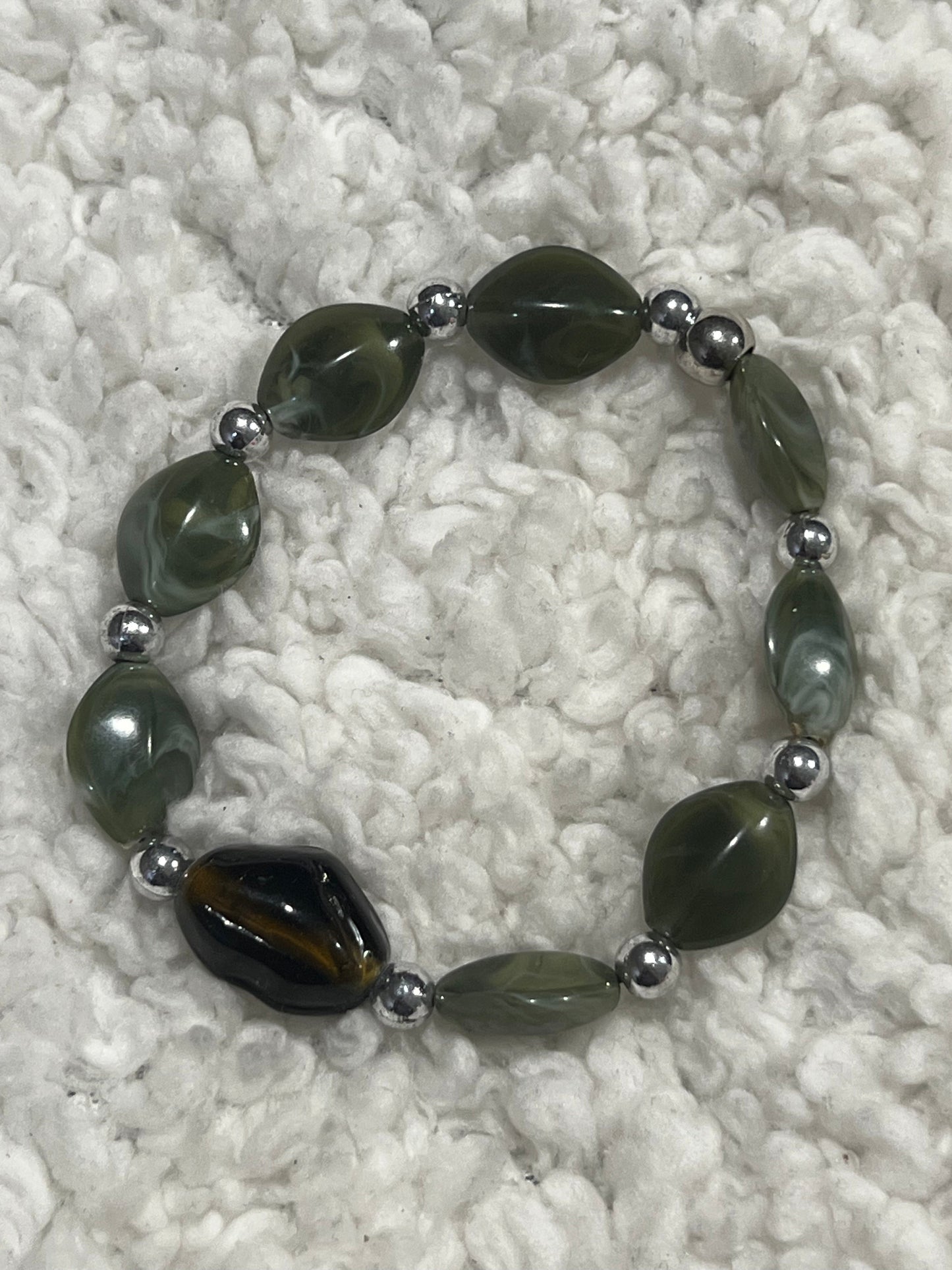 Handmade beaded bracelet