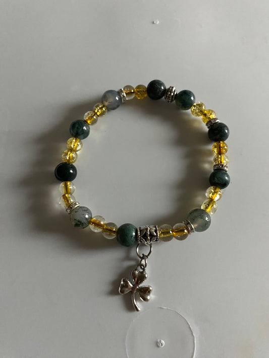 #Clover Bracelet