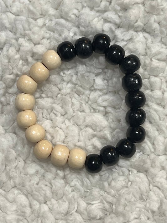 Handmade beaded bracelet