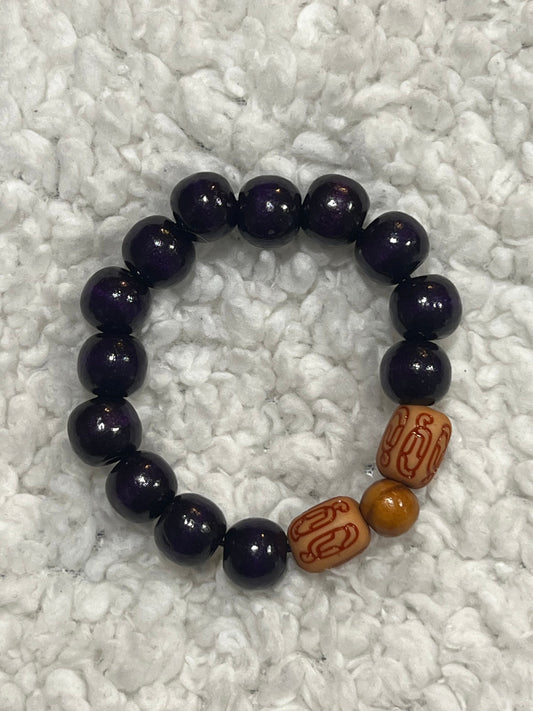 Handmade beaded bracelet