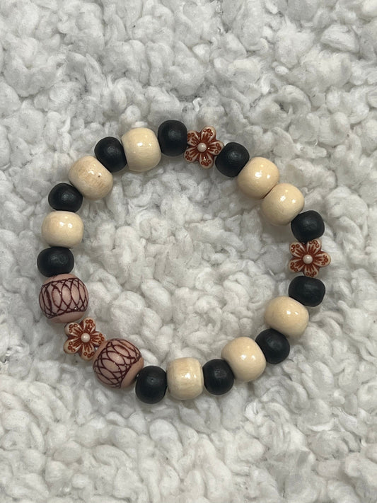 Handmade beaded bracelet