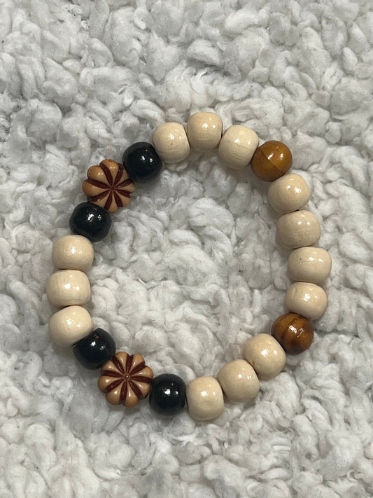 Handmade beaded bracelet