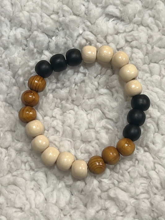 Handmade beaded bracelet