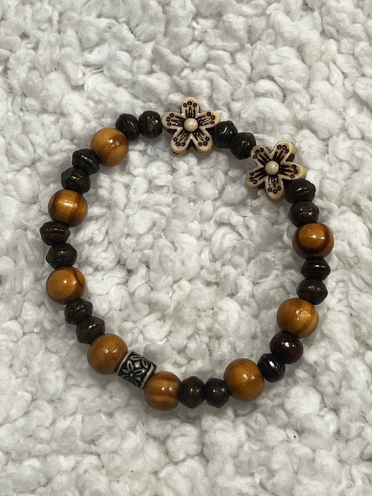 Handmade beaded bracelet