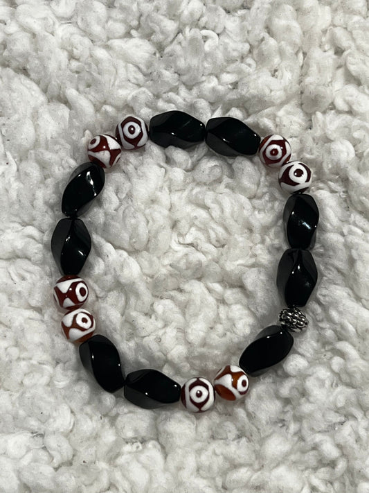 Handmade beaded bracelet