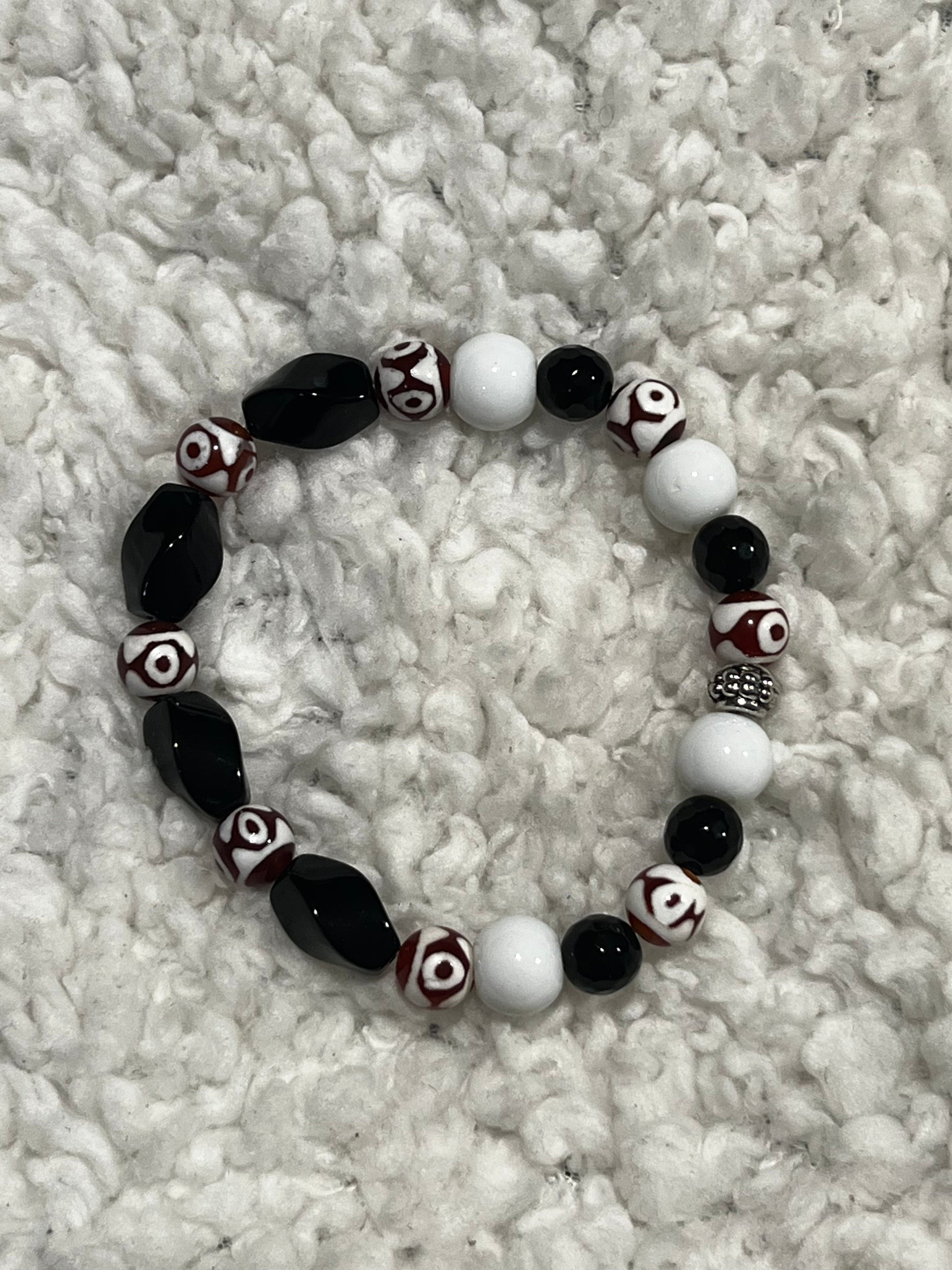 Handmade beaded bracelet